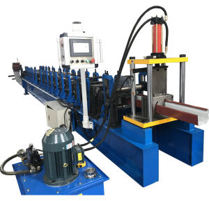 Rain gutter roll forming machine