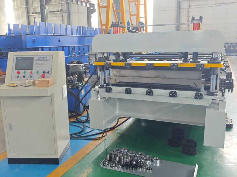1.Expressway Soundproofing Barrier Panel Roll Forming Machine - color ...