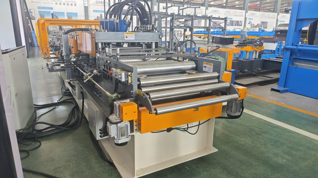 CZ Purlin Machine