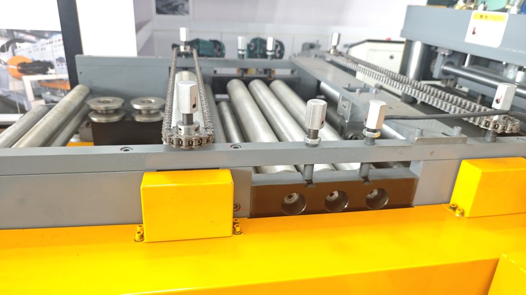 CZ Purlin Machine